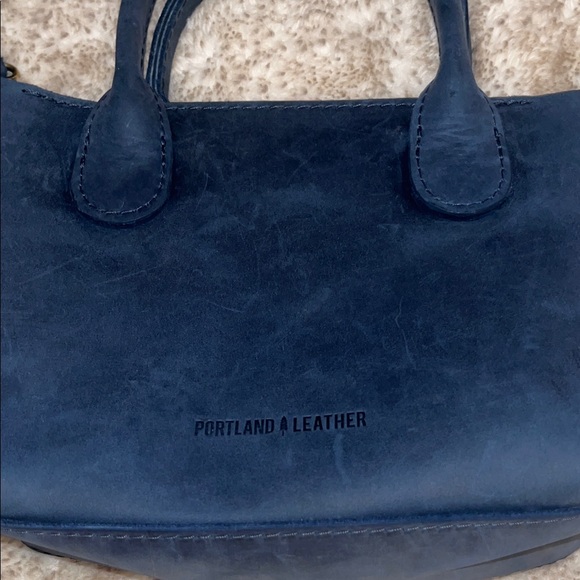 Portland Leather Navy Satchel - Picture 4 of 10